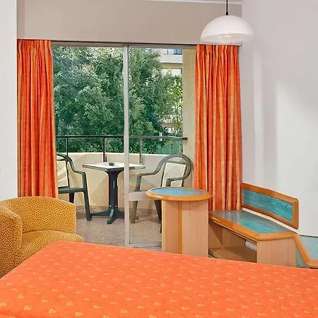 Aparthotel Sol Puerto Marina 3*