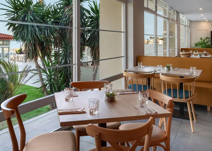 Sol Puerto Marina Lejlighedshotel 3*