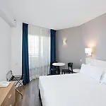 Aparthotel SOL by Meliá Puerto Marina