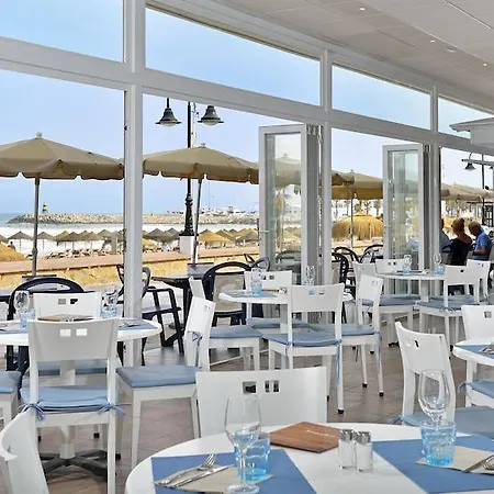 Sol Puerto Marina 아파트호텔 토레몰리노스