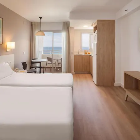 Sol By Meliá Puerto Marina Torremolinos