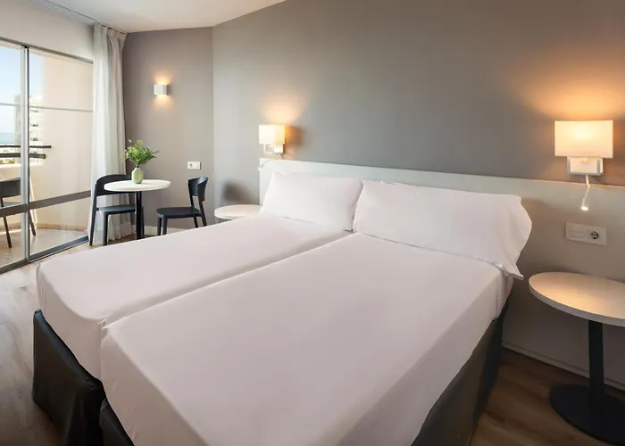 Aparthotel Sol Puerto Marina 3*