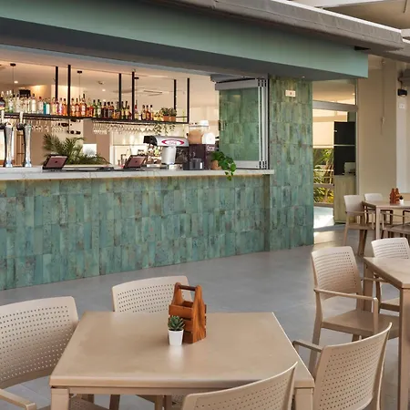 Lägenhetshotell Sol Puerto Marina