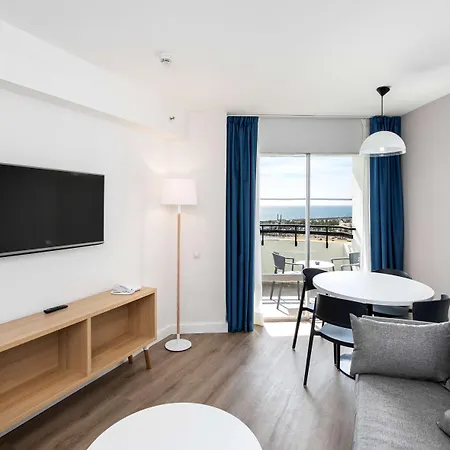 Sol Puerto Marina מלון דירות