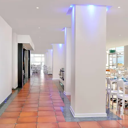 מלון דירות Sol Puerto Marina 3*