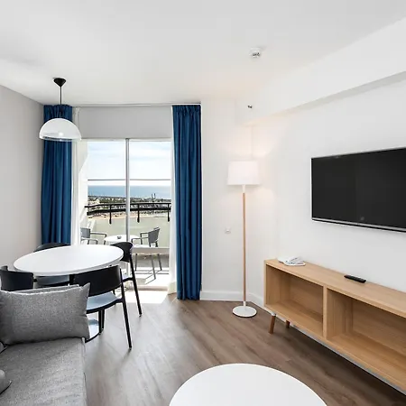 Sol Puerto Marina מלון דירות